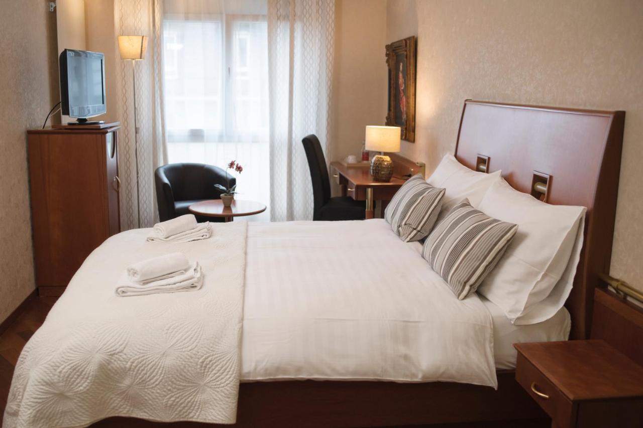 Hotel Regina Lausanne Ngoại thất bức ảnh