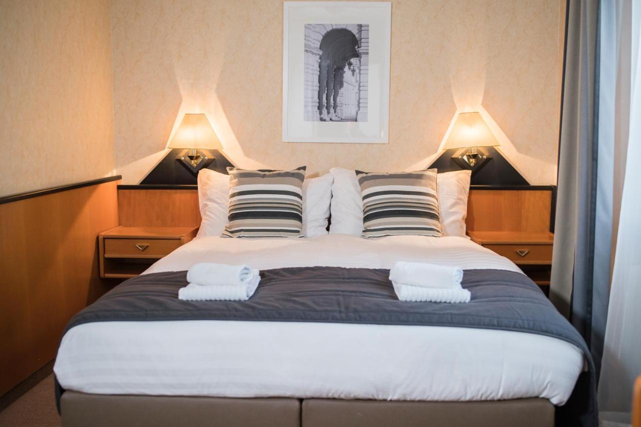 Hotel Regina Lausanne Ngoại thất bức ảnh