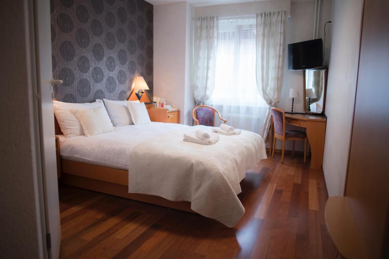 Hotel Regina Lausanne Ngoại thất bức ảnh